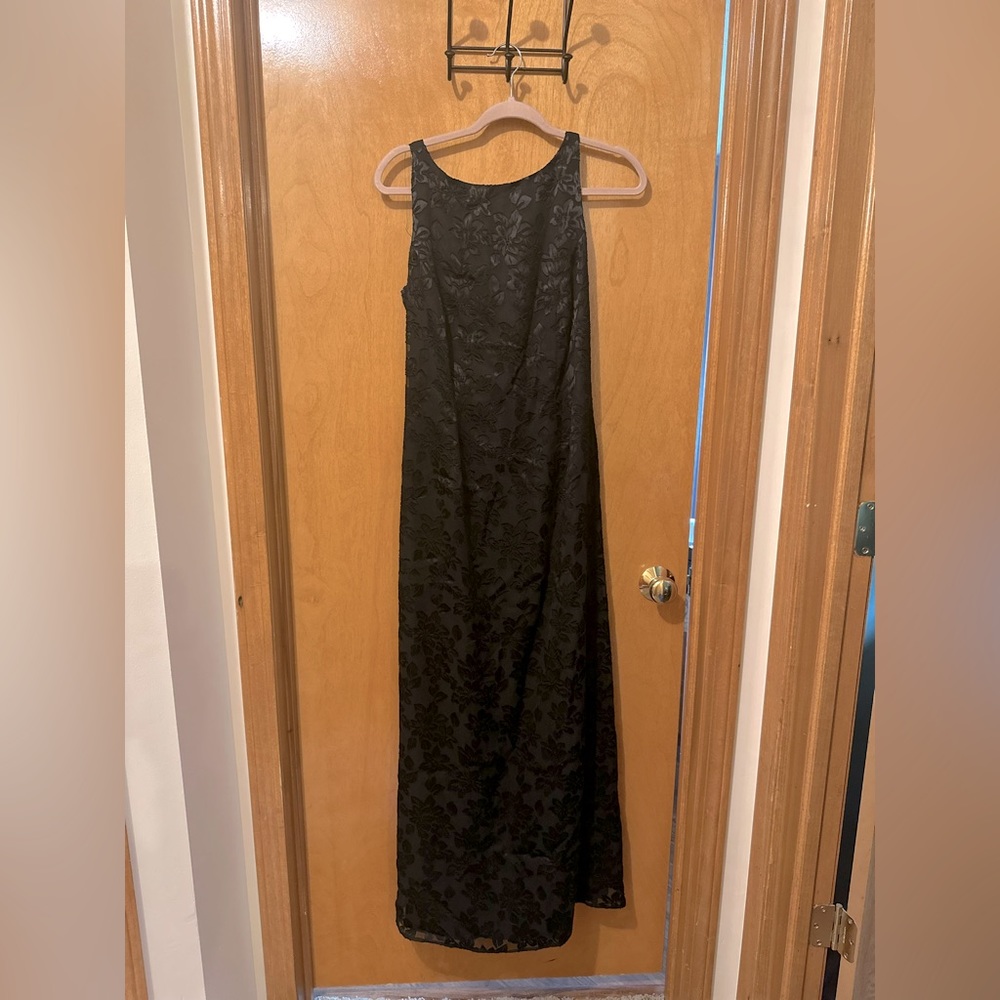 Rhapsody, black formal dress floor length size 10 this item is like new